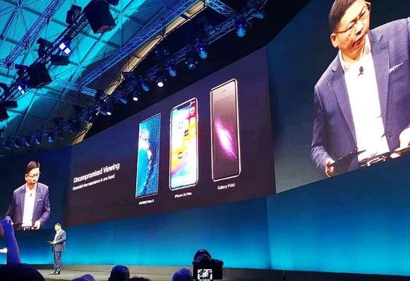 华为推出首款5G折叠屏手机Mate X