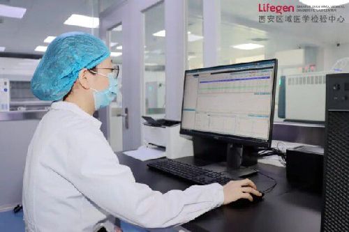 河北网络广播电视台 |西安区检质谱中心（亮点篇）丨一双“巧手”织牢质谱应用网