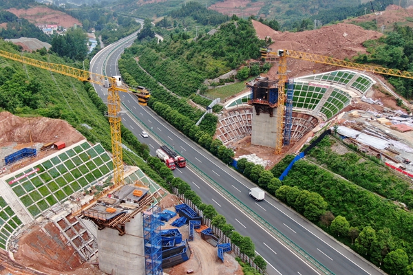 西十高铁建设加速推进