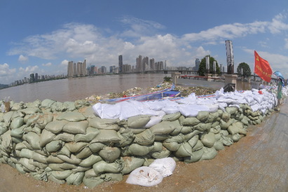 特大洪水围困三湘　长沙城接受“大考”