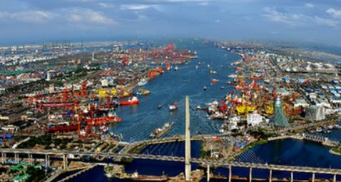 天津港：逐梦深蓝　全力打造“一流港口”