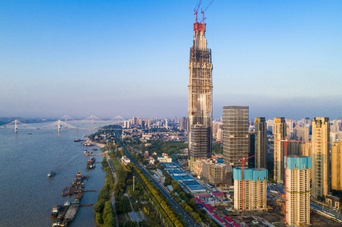 中国建筑锐意改革显成效 转型升级提速