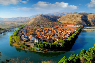 博山:"琉光璃彩"的魅力山城