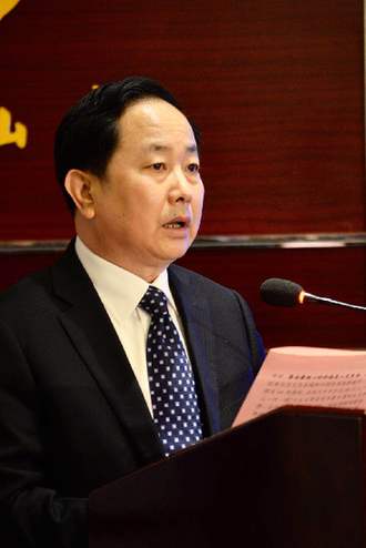 泰安市委副书记,市长李希信