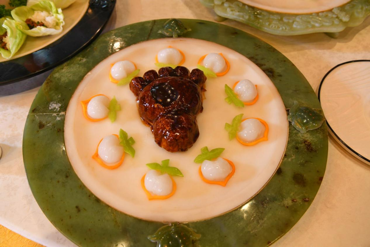 新华社"快看"周末探店 融合之味 满汉全席