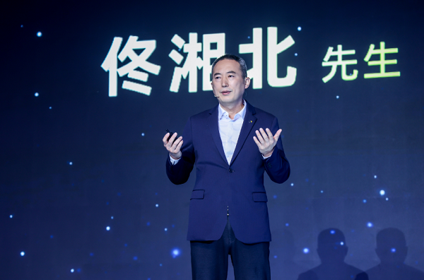 以"引力计划"破局传统汽车经销模式 smart于沪举办新零售伙伴大会