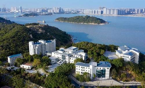 格兰云天旗下北山湾宾馆汕头北山湾宾馆(原汕头迎宾花园)坐落于濠江区