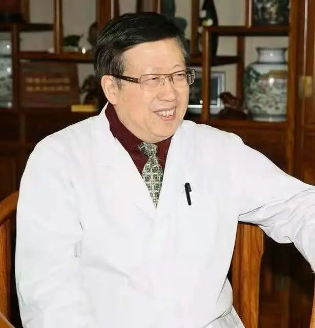 崔乃强 天津医科大学教授、 主任医师